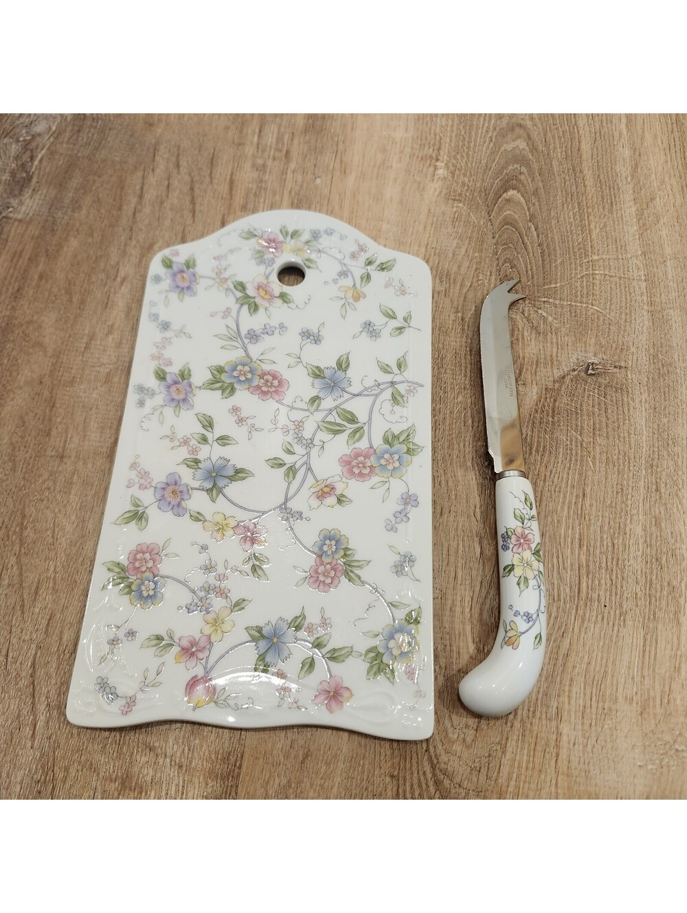 Andrea By Sadek 9002 Corona Fine Porcelain China Cheese Board & Knike Japan